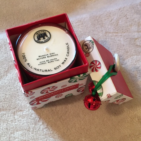 Peppermint Swirl Soy Wax Scented Candle  NWT 6.5oz - Picture 10 of 12